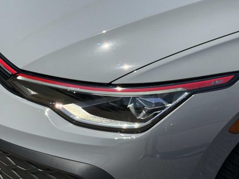 Used 2025 Volkswagen GTI SE FWD image 9
