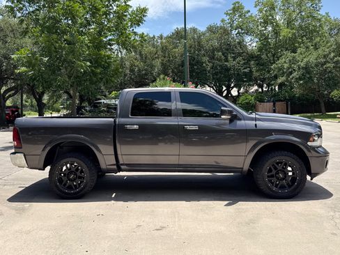 Used 2015 RAM 1500 Laramie w/ Convenience Group AWD/4WD image 13