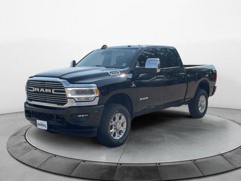 Used 2024 RAM 2500 Laramie w/ Safety Group AWD/4WD image 7
