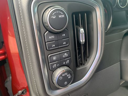Used 2021 Chevrolet Silverado 1500 RST AWD/4WD image 12