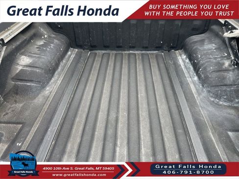 Used 2020 Nissan Frontier SV AWD/4WD image 7