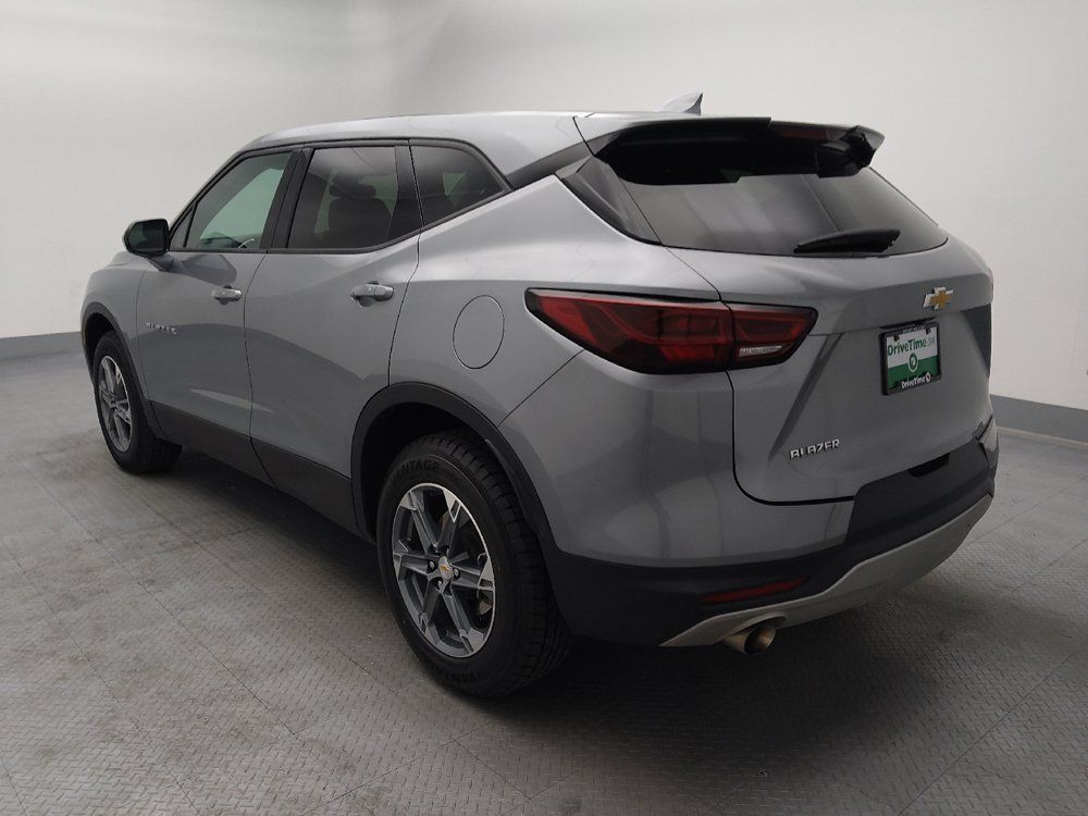 Used 2025 Chevrolet Blazer LT FWD image 5