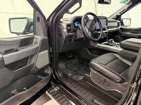 Used 2024 Ford F150 Lariat w/ Tow/Haul Package image 28