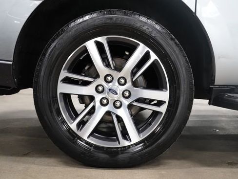 Used 2024 Ford Expedition Max Limited RWD image 27