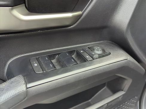 Used 2024 Toyota Tacoma TRD Off-Road image 8