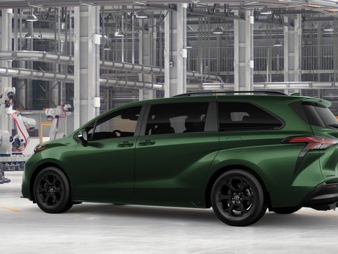 New 2026 Toyota Sienna XLE Woodland Edition AWD/4WD image 5