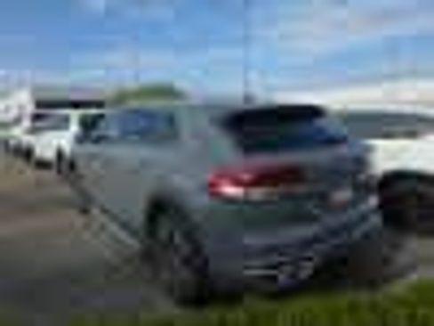 Used 2023 Volkswagen Atlas Cross Sport SEL Premium R-Line AWD/4WD image 9