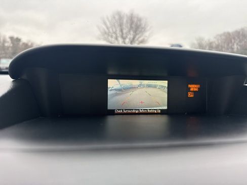 Used 2015 Subaru Forester 2.5i Premium w/ All-Weather Package image 16