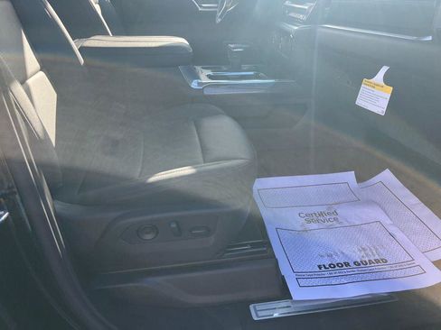 New 2026 Chevrolet Silverado 1500 LTZ w/ LTZ Premium Package image 32