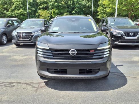 New 2025 Nissan Kicks SR image 2