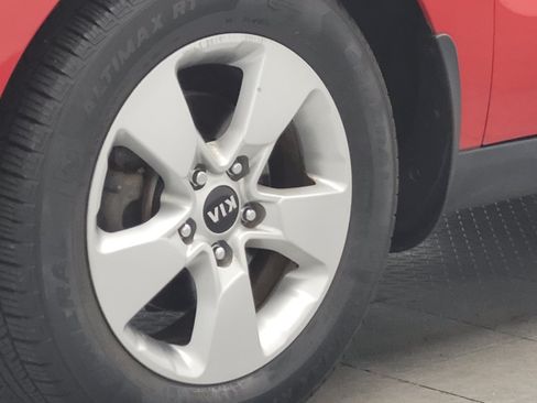 Used 2019 Kia Soul FWD image 31