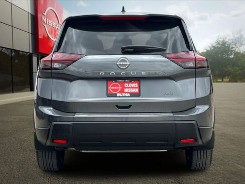 New 2026 Nissan Rogue SV AWD/4WD image 8
