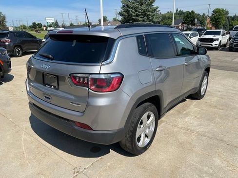 Certified 2019 Jeep Compass Latitude w/ Popular Equipment Group AWD/4WD image 6