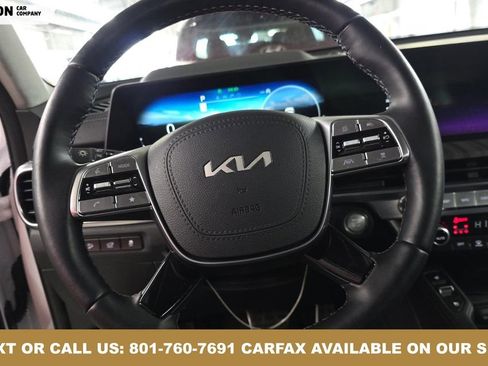 Used 2025 Kia Telluride SX Prestige image 6