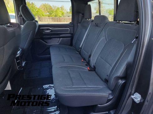 Used 2019 RAM 1500 Big Horn AWD/4WD image 11