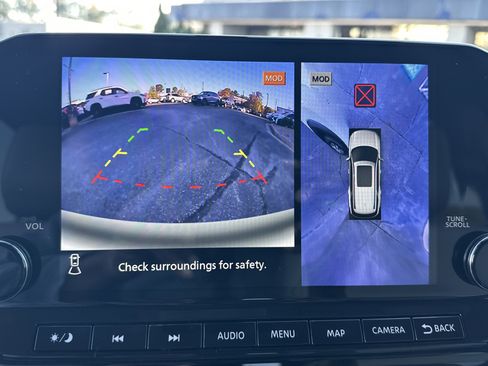 Used 2022 Nissan Pathfinder SL w/ Cargo Package image 34