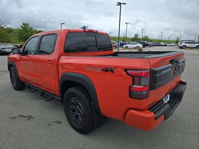 Used 2025 Nissan Frontier PRO-4X w/ Pro Premium Package AWD/4WD image 3