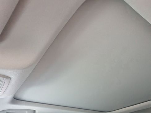 New 2026 Nissan Kicks SV image 18