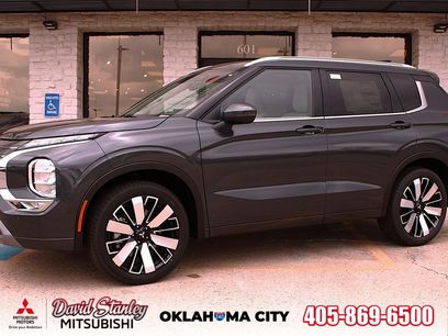 New 2025 Mitsubishi Outlander SEL