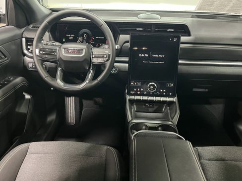 Used 2025 GMC Terrain Elevation AWD/4WD image 11