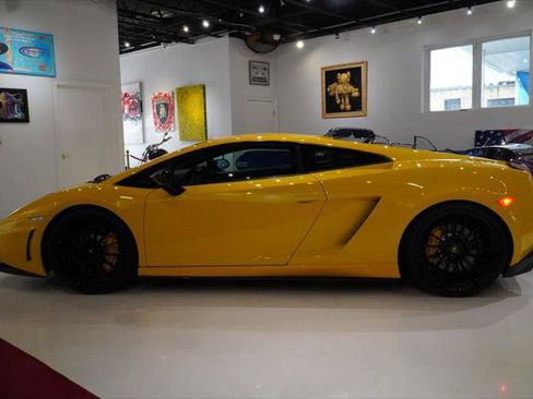 Used 2004 Lamborghini Gallardo AWD/4WD image 8