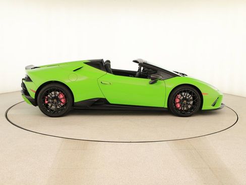 Used 2021 Lamborghini Huracan EVO image 8