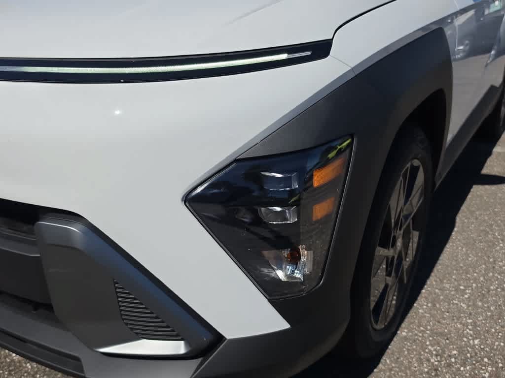 New 2027 Hyundai Kona SEL Sport FWD image 11