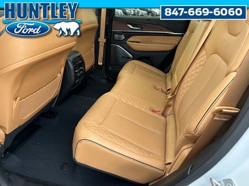 Used 2023 Jeep Grand Cherokee Summit w/ Luxury Tech Group V image 14