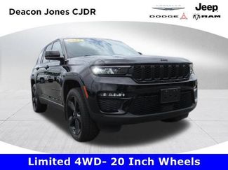 Certified 2023 Jeep Grand Cherokee Limited w/ Black Appearance Package AWD/4WD video 1