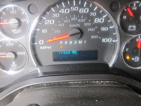 Used 2021 GMC Savana 2500 w/ Driver Convenience Package RWD image 10