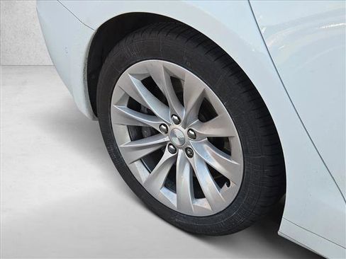 Used 2016 Tesla Model S 75 image 19