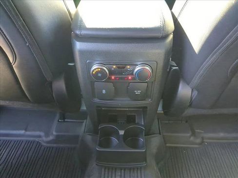 Used 2022 Ford Explorer Platinum w/ Equipment Group 601A image 18