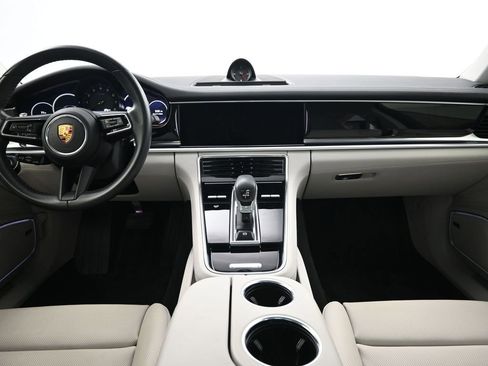 Used 2022 Porsche Panamera 4 Executive AWD/4WD image 9