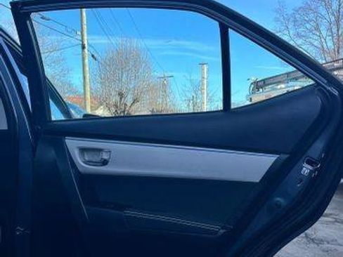 Used 2014 Toyota Corolla LE image 13