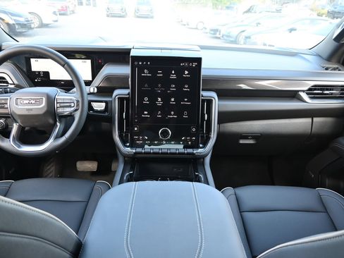 New 2026 GMC Yukon Elevation RWD image 7