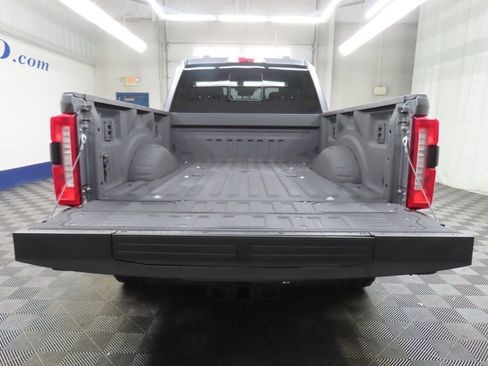 Used 2024 Ford F350 Lariat image 43