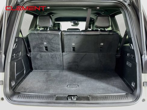 Used 2022 Jeep Wagoneer Series III w/ Convenience Group I AWD/4WD image 10