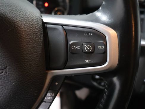 Used 2022 RAM 1500 Big Horn AWD/4WD image 33
