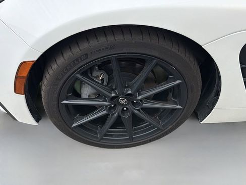 Used 2023 Toyota GR86 Premium w/ ALL Weather Mat Package (TMS) RWD image 29