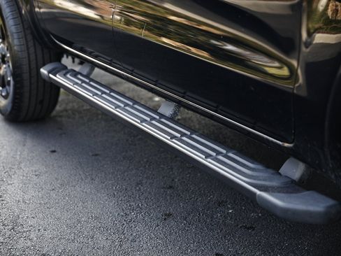 Used 2023 Ford Ranger Lariat w/ Equipment Group 501A High image 5