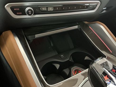 Used 2022 BMW X6 xDrive40i w/ Executive Package image 13