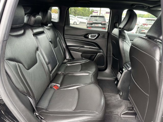 Used 2023 Jeep Compass High Altitude AWD/4WD image 7