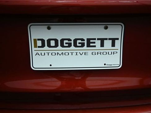 Used 2021 Mercedes-Benz GLC 300 image 2