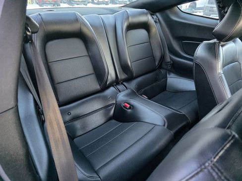 Used 2022 Ford Mustang Premium image 13