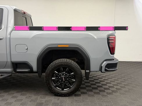 Used 2024 GMC Sierra 3500 AT4 w/ AT4 Preferred Package AWD/4WD image 18