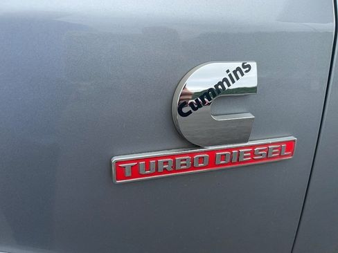 Used 2019 RAM 3500 Laramie AWD/4WD image 7