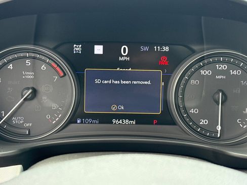 Used 2019 Cadillac XT4 Premium Luxury w/ Technology Package image 19