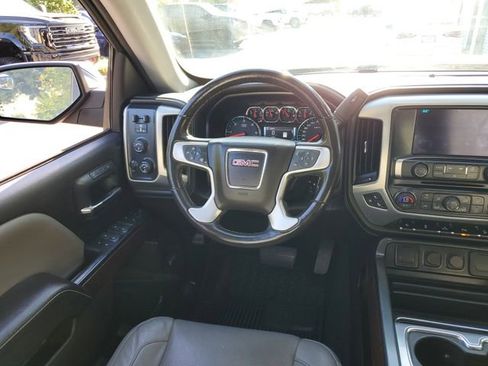 Used 2018 GMC Sierra 1500 SLT w/ SLT Premium Package image 14