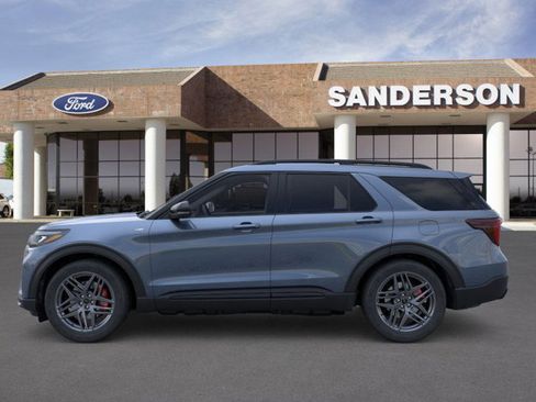 New 2026 Ford Explorer ST-Line w/ ST-Line Street Pack image 4
