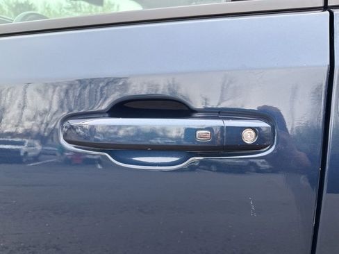 Used 2022 Chevrolet Silverado 1500 LT image 13